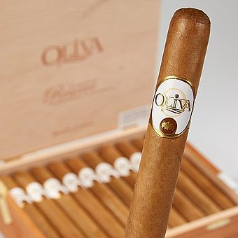 Oliva Connecticut Reserve cigar